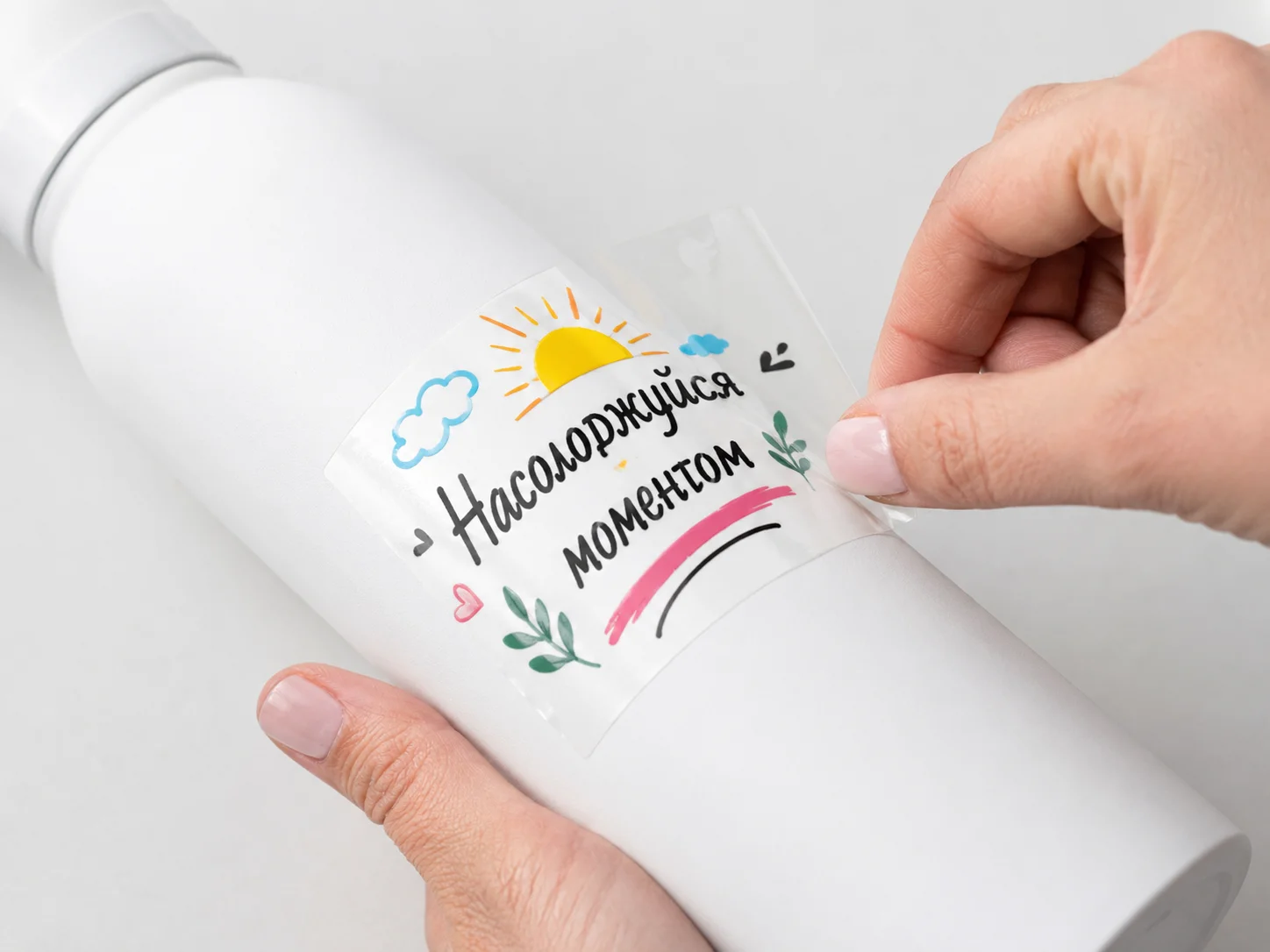 UV-DTF наліпка на термопляшці — наносить руками